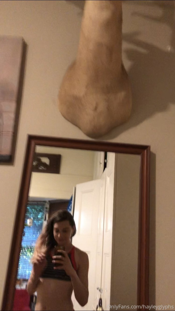 Photo by chippiechipsbimbo published on January 10,2024 22:46:38 - BestThots