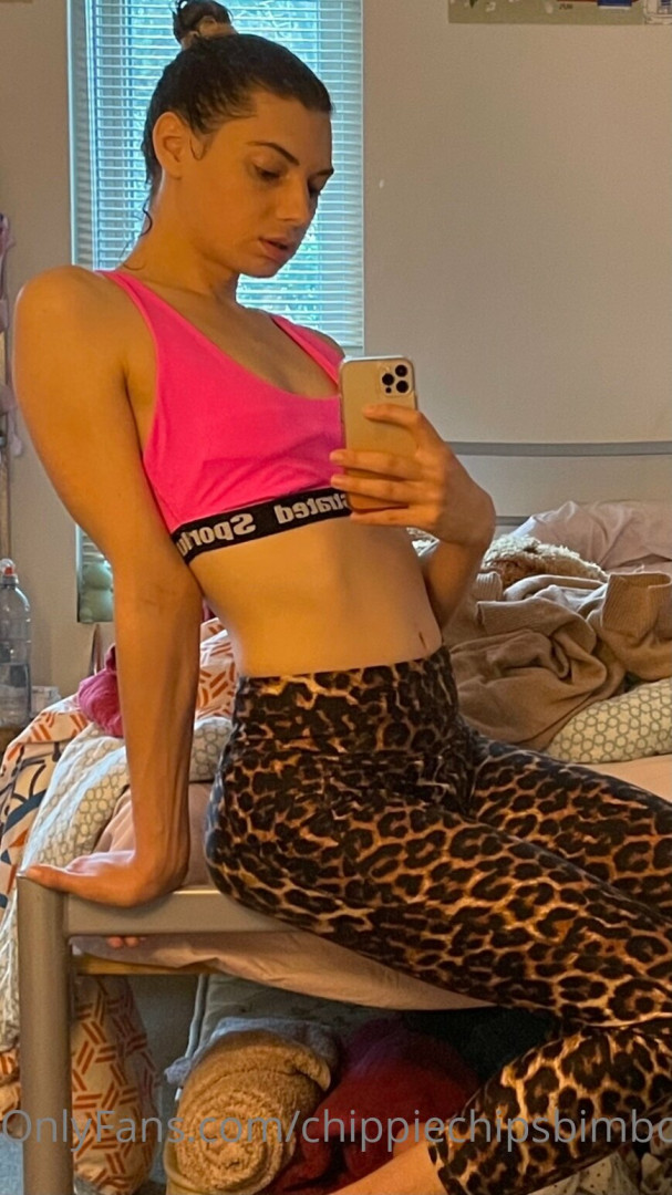 Photo by chippiechipsbimbo published on January 10,2024 22:46:39 - BestThots