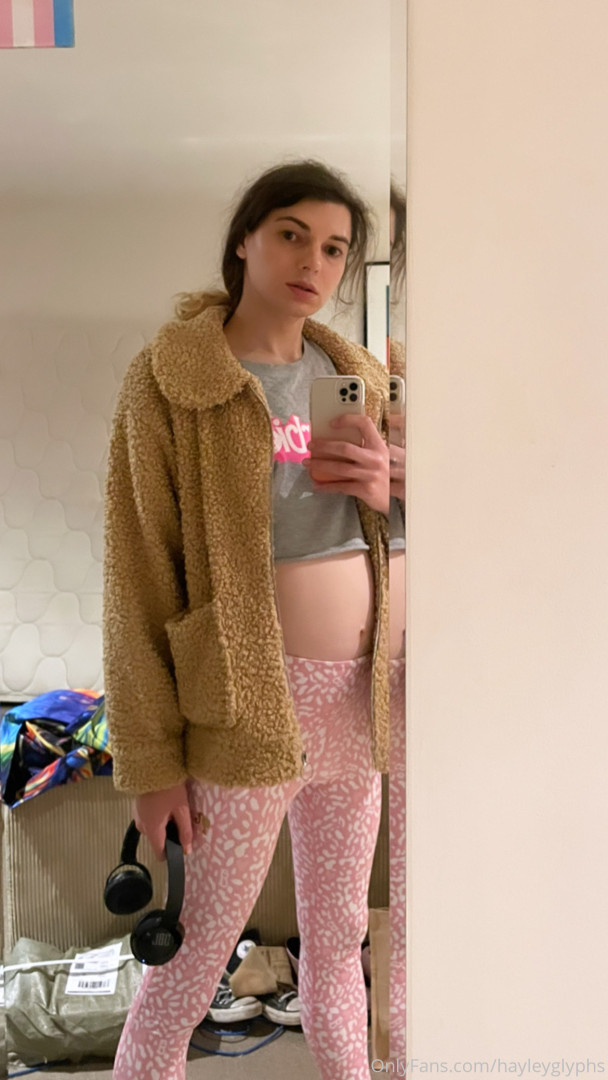 Photo by chippiechipsbimbo published on January 10,2024 22:46:45 - BestThots