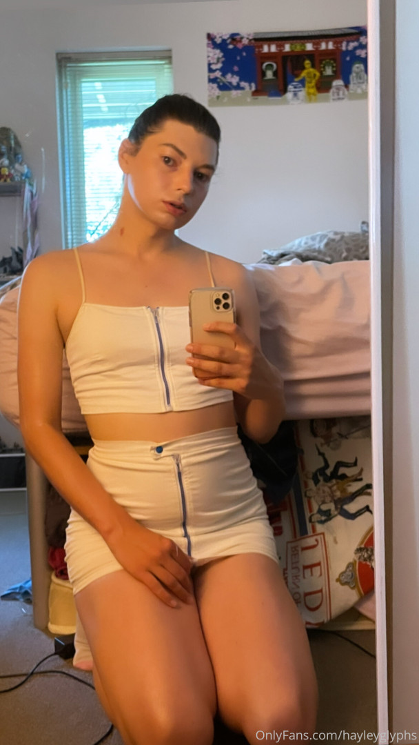 Photo by chippiechipsbimbo published on January 10,2024 22:46:46 - BestThots
