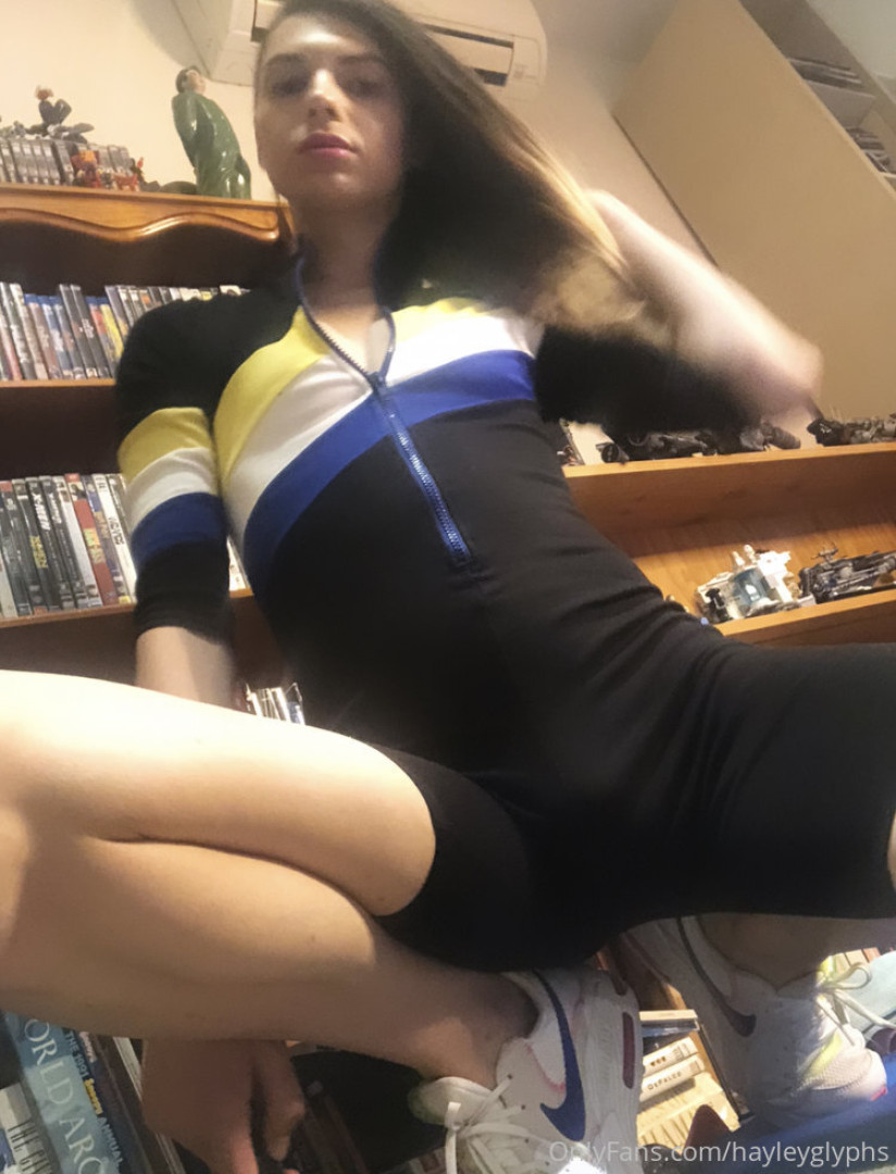 Photo by chippiechipsbimbo published on January 10,2024 22:46:48 - BestThots