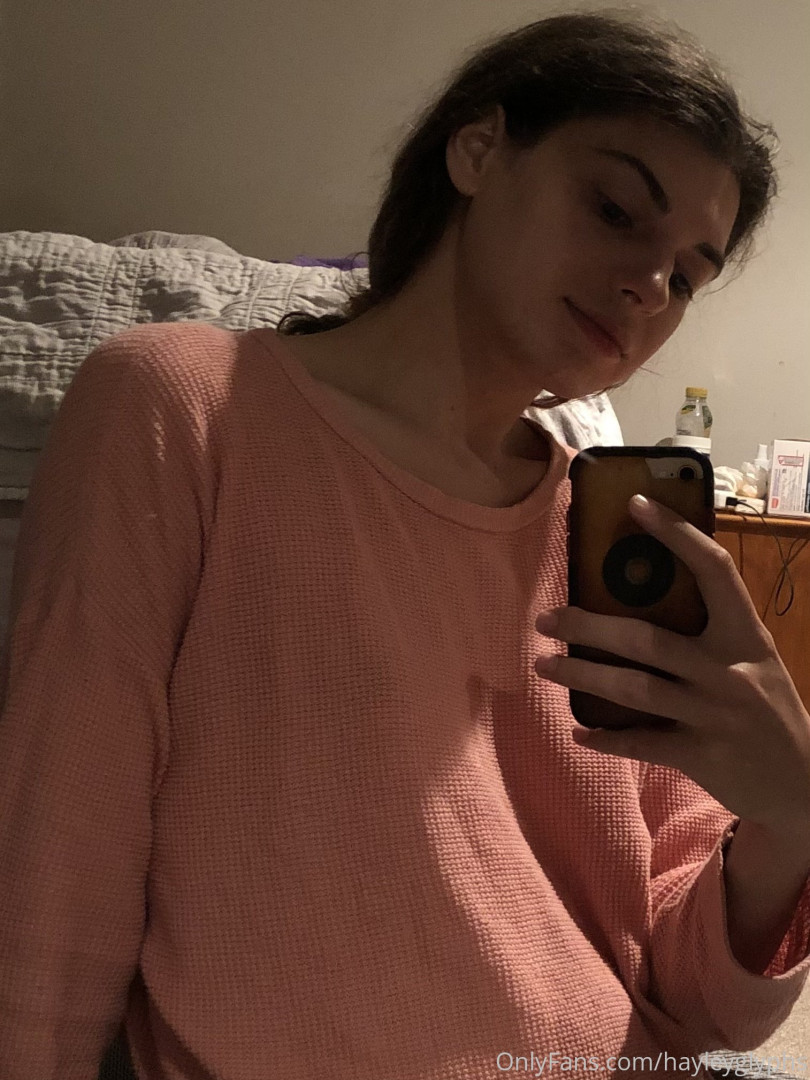 Photo by chippiechipsbimbo published on January 10,2024 22:47:03 - BestThots