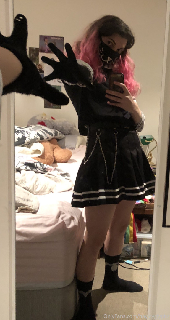 Photo by chippiechipsbimbo published on January 10,2024 22:47:19 - BestThots