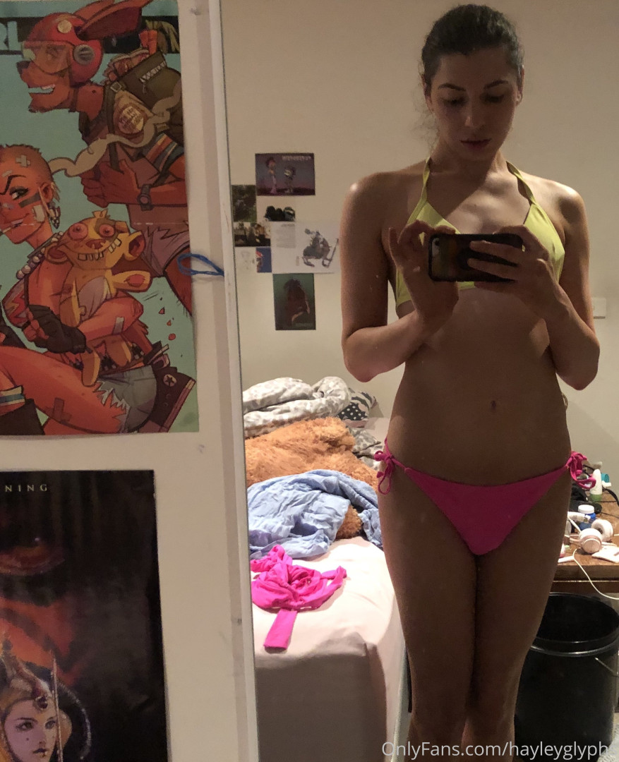 Photo by chippiechipsbimbo published on January 10,2024 22:47:26 - BestThots