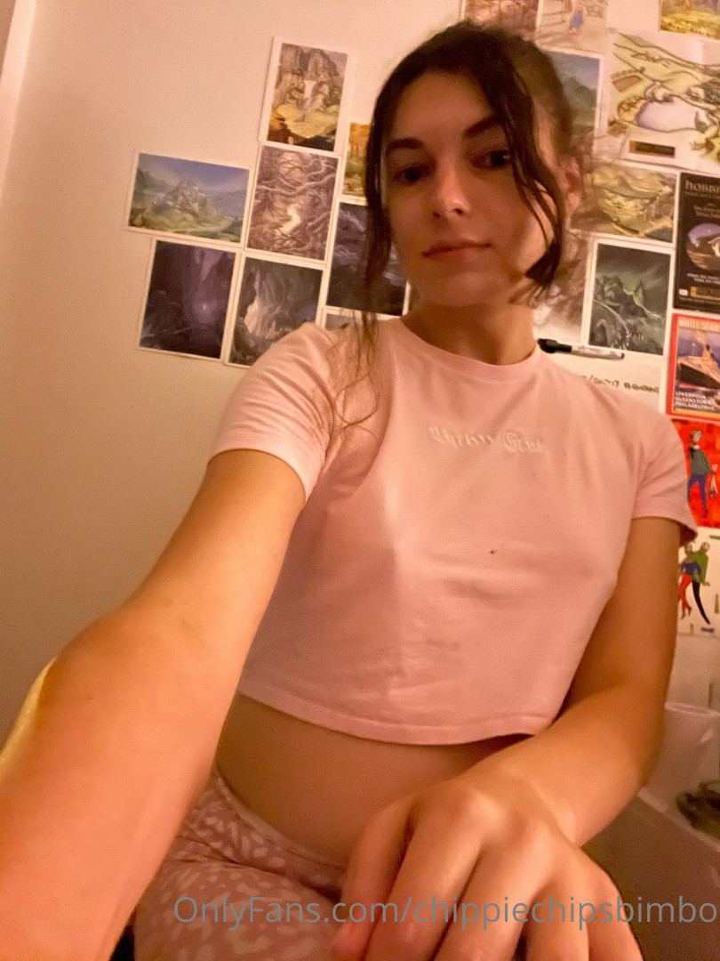 Photo by chippiechipsbimbo published on January 10,2024 22:47:29 - BestThots