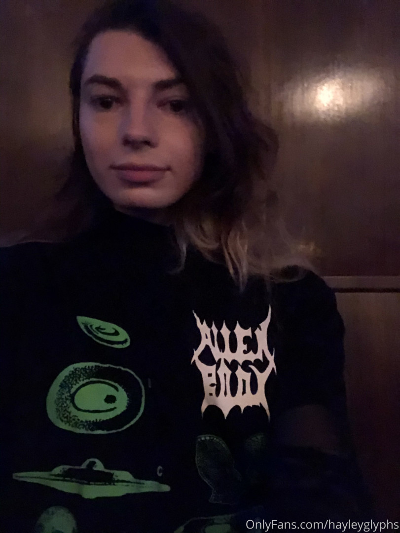 Photo by chippiechipsbimbo published on January 10,2024 22:47:46 - BestThots