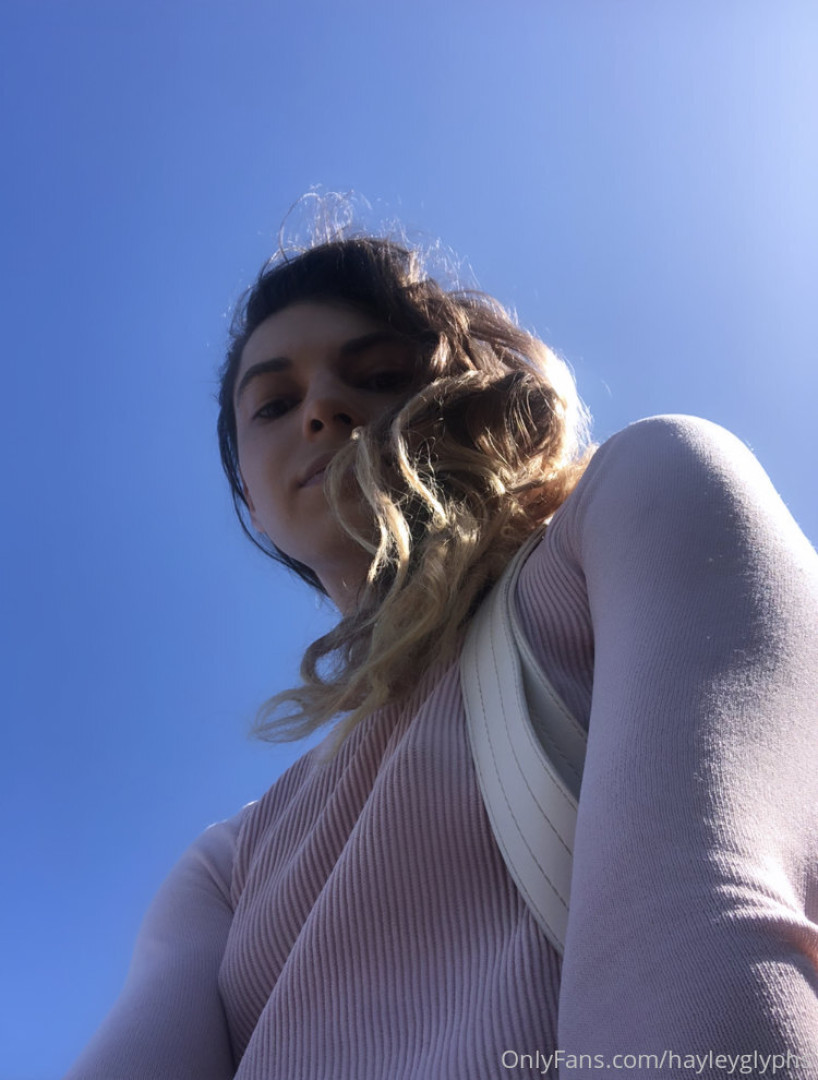 Photo by chippiechipsbimbo published on January 10,2024 22:47:58 - BestThots