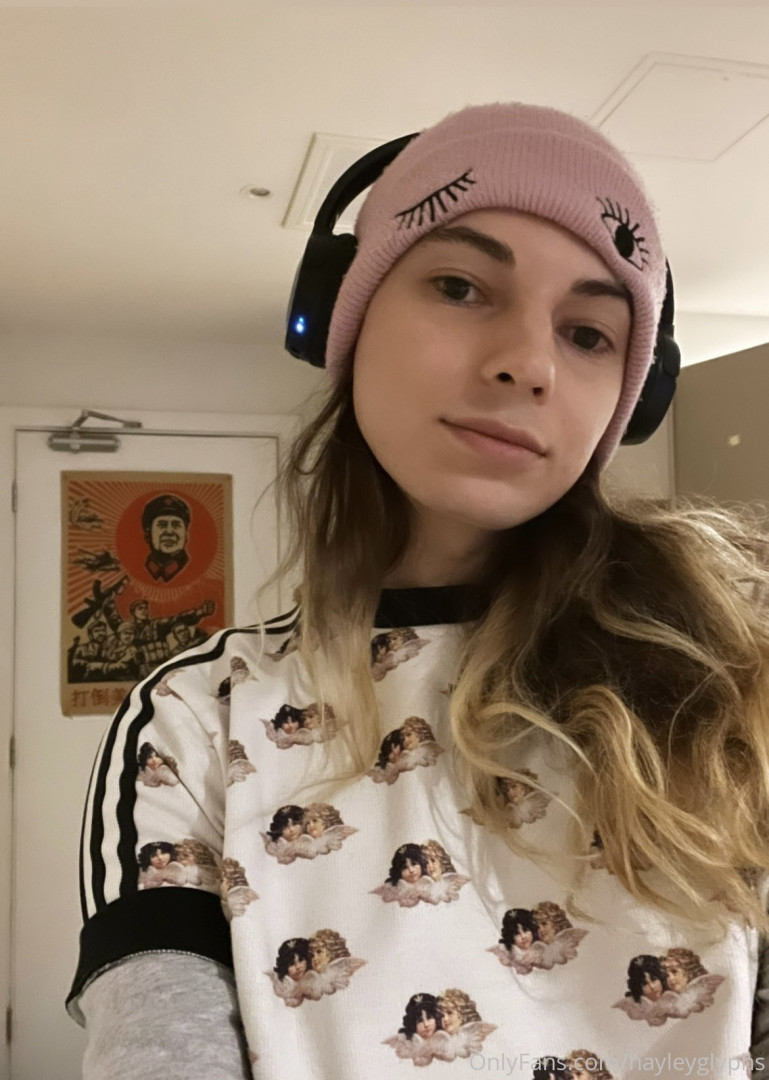 Photo by chippiechipsbimbo published on January 10,2024 22:48:10 - BestThots