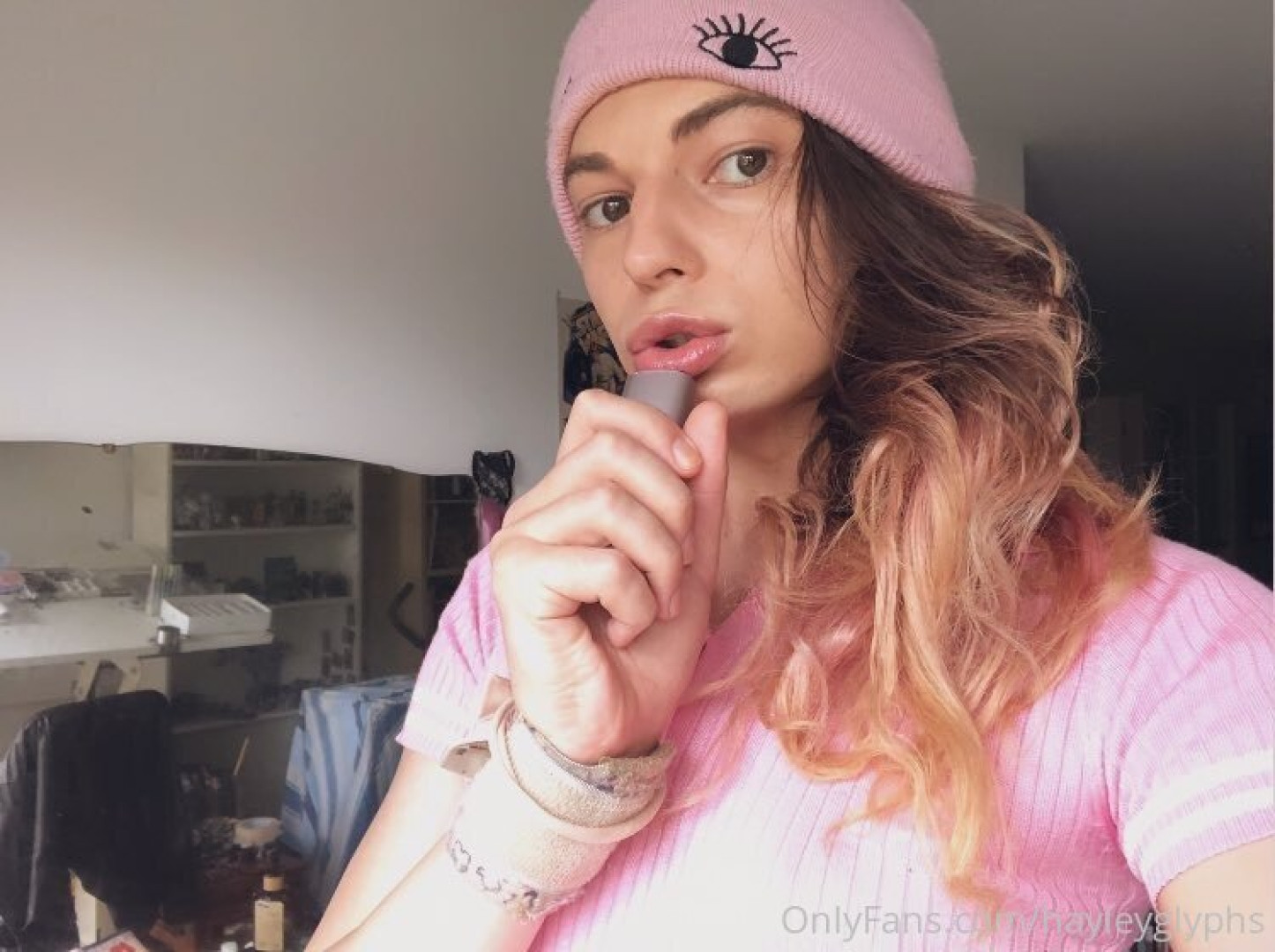 Photo by chippiechipsbimbo published on January 10,2024 22:48:26 - BestThots