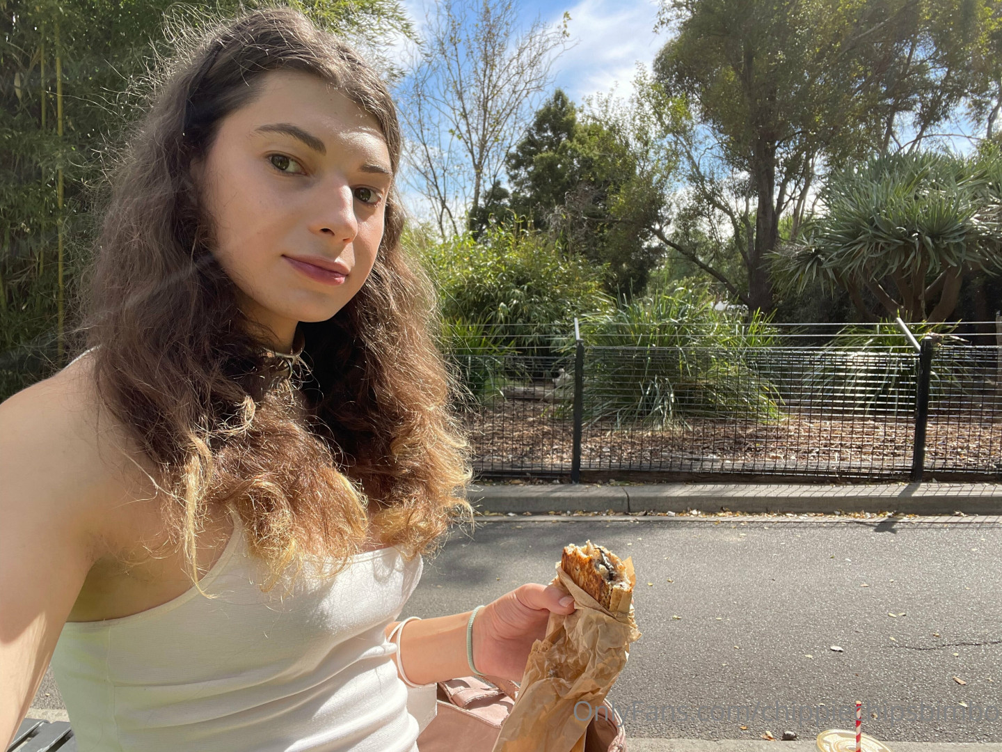 Photo by chippiechipsbimbo published on January 10,2024 22:48:45 - BestThots