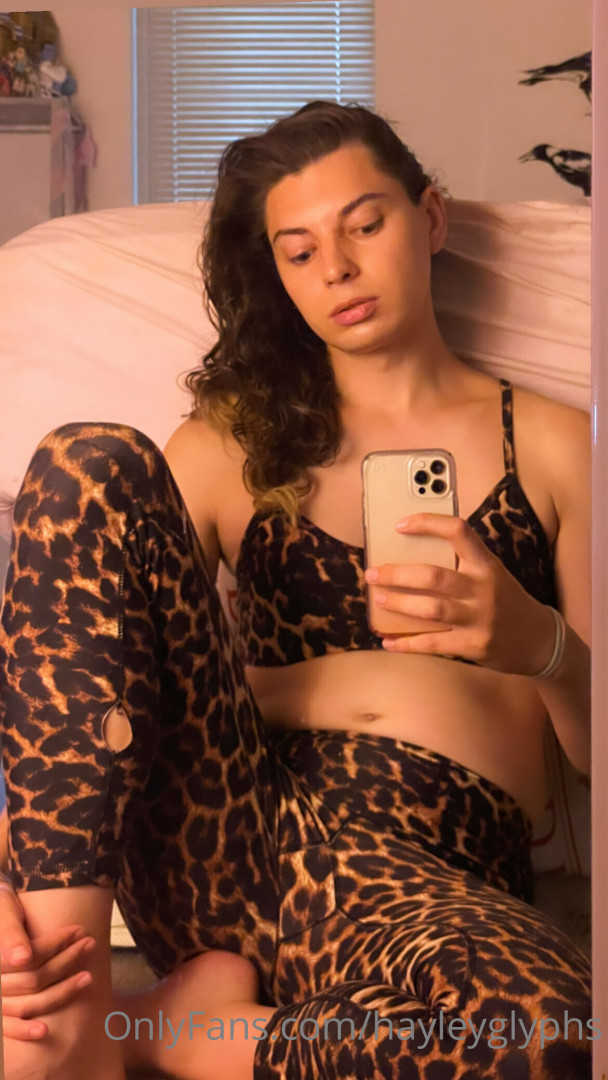 Photo by chippiechipsbimbo published on January 10,2024 22:48:47 - BestThots