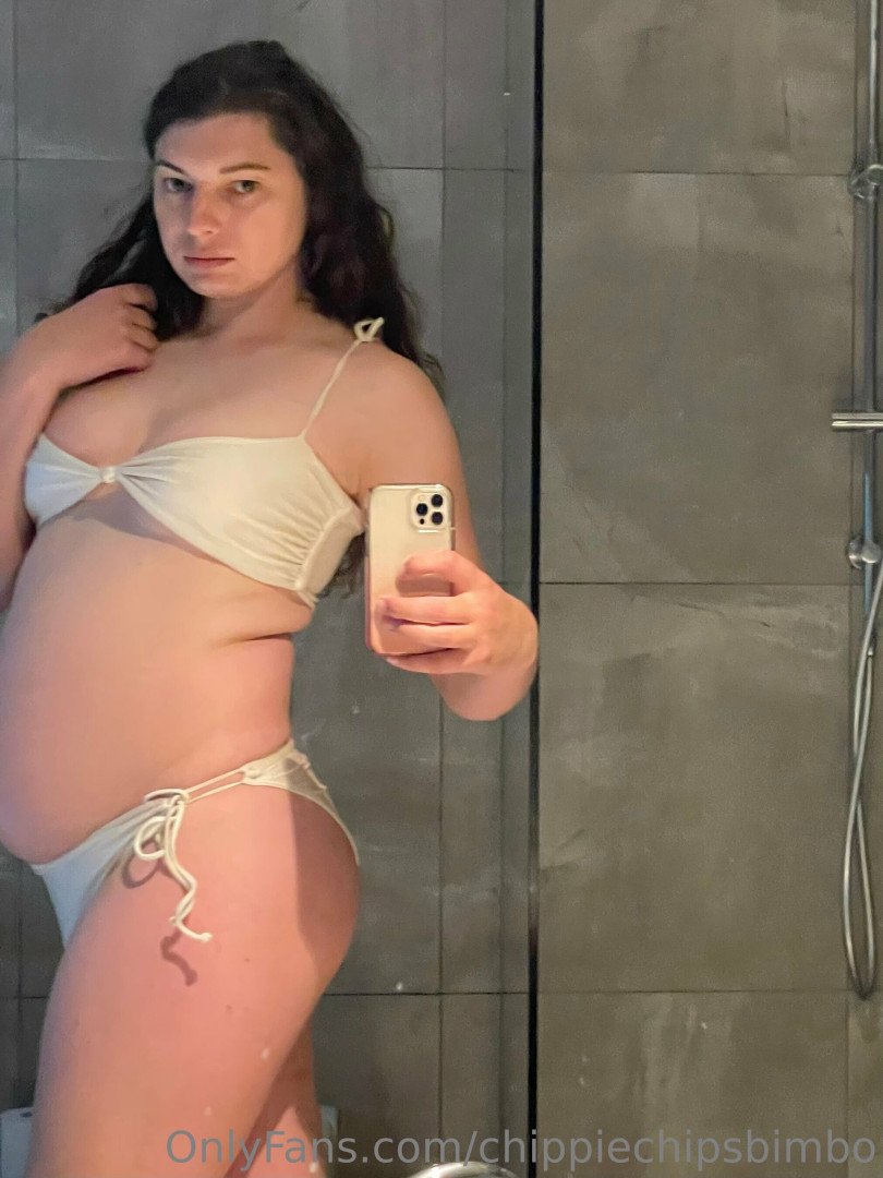 Photo by chippiechipsbimbo published on January 10,2024 22:48:48 - BestThots