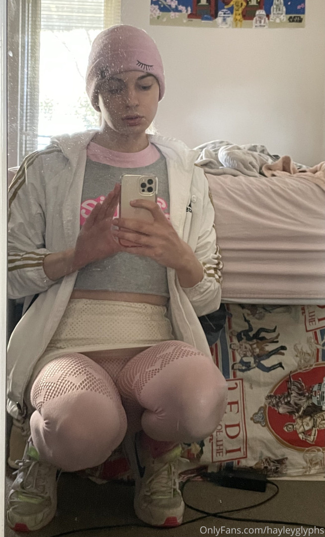 Photo by chippiechipsbimbo published on January 10,2024 22:48:49 - BestThots