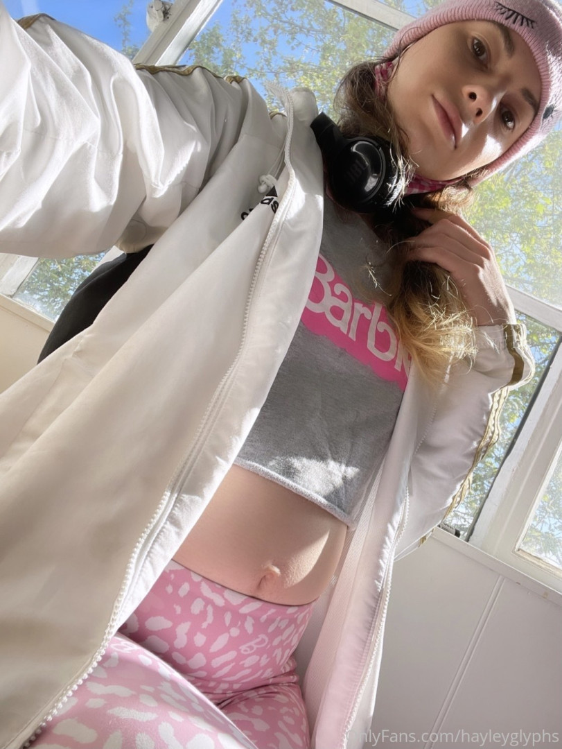 Photo by chippiechipsbimbo published on January 10,2024 22:48:51 - BestThots