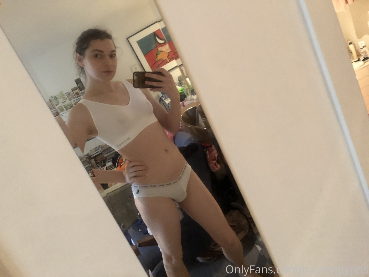 Photo by chippiechipsbimbo published on January 10,2024 22:49:07 - BestThots