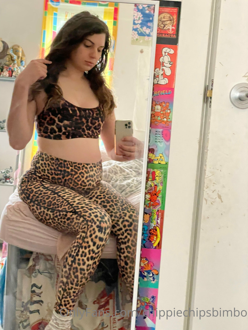 Photo by chippiechipsbimbo published on January 10,2024 22:49:14 - BestThots