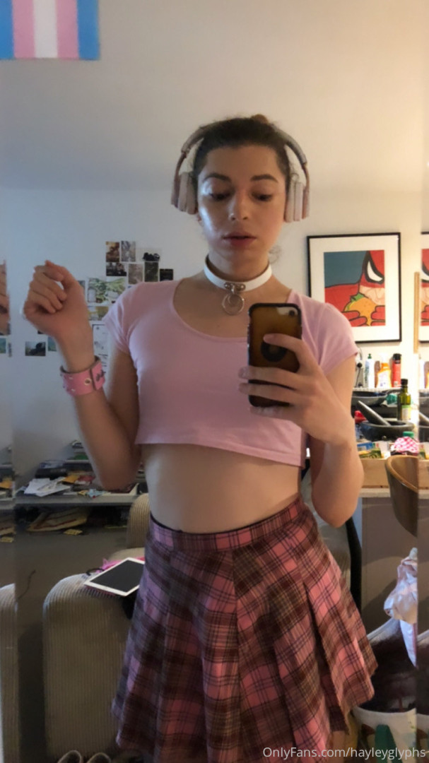 Photo by chippiechipsbimbo published on January 10,2024 22:49:30 - BestThots