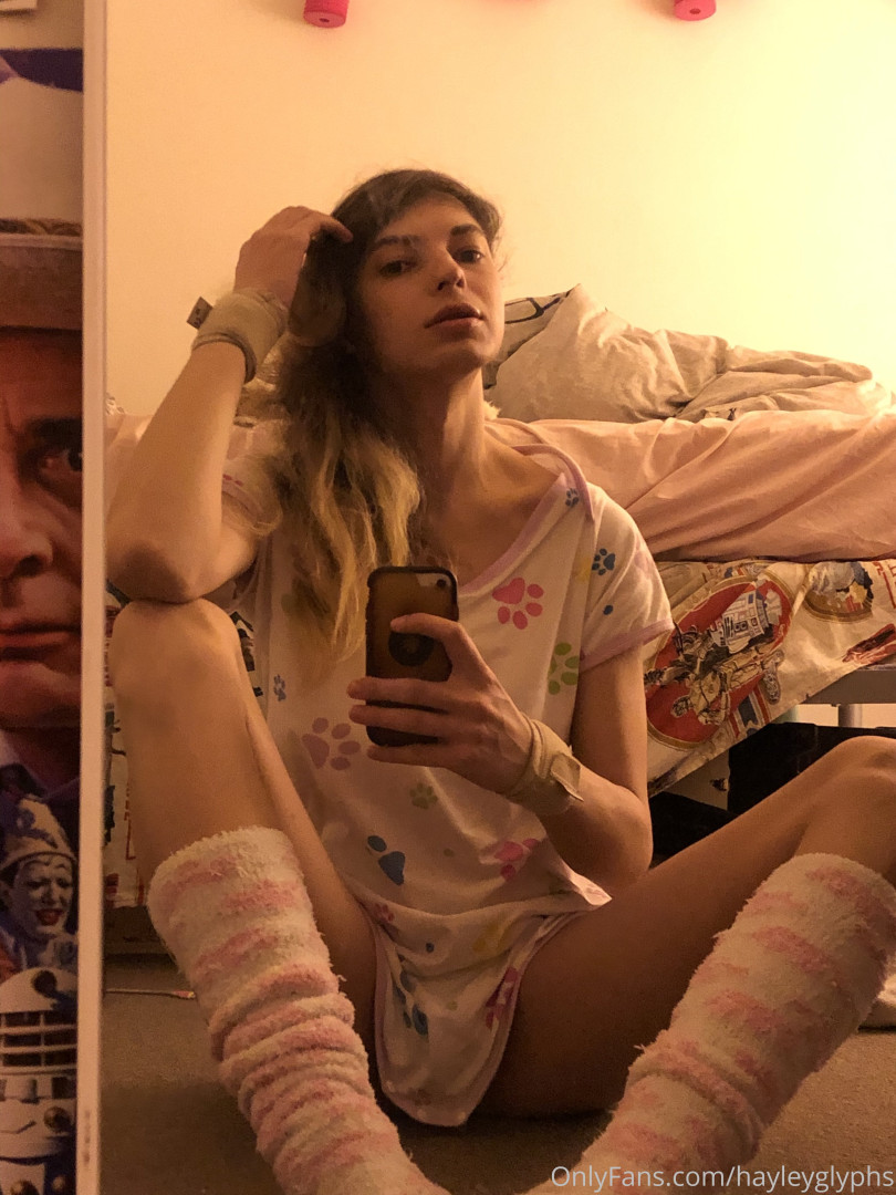 Photo by chippiechipsbimbo published on January 10,2024 22:49:56 - BestThots