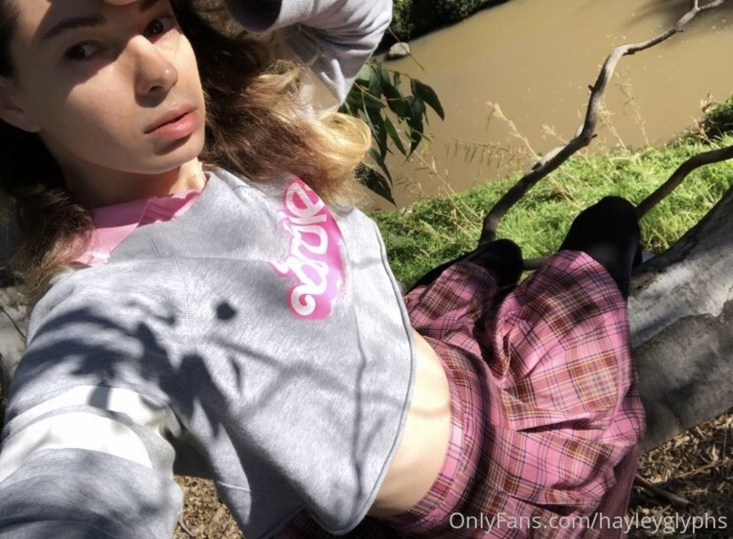 Photo by chippiechipsbimbo published on January 10,2024 22:50:00 - BestThots