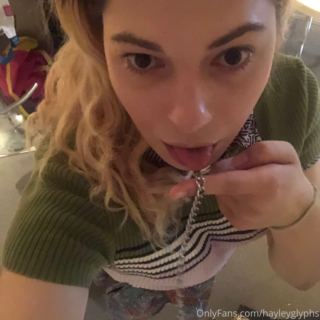 Photo by chippiechipsbimbo published on January 10,2024 22:50:02 - BestThots