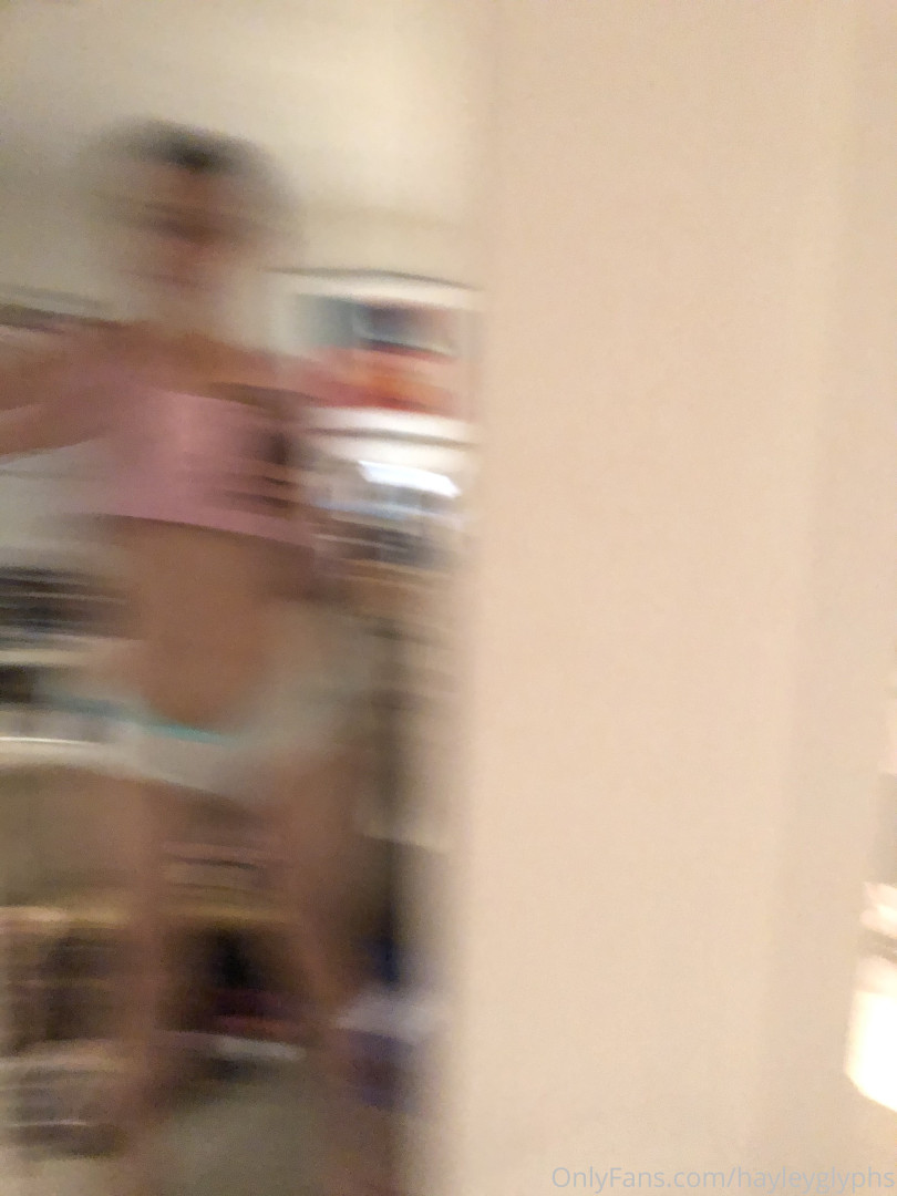 Photo by chippiechipsbimbo published on January 10,2024 22:50:12 - BestThots