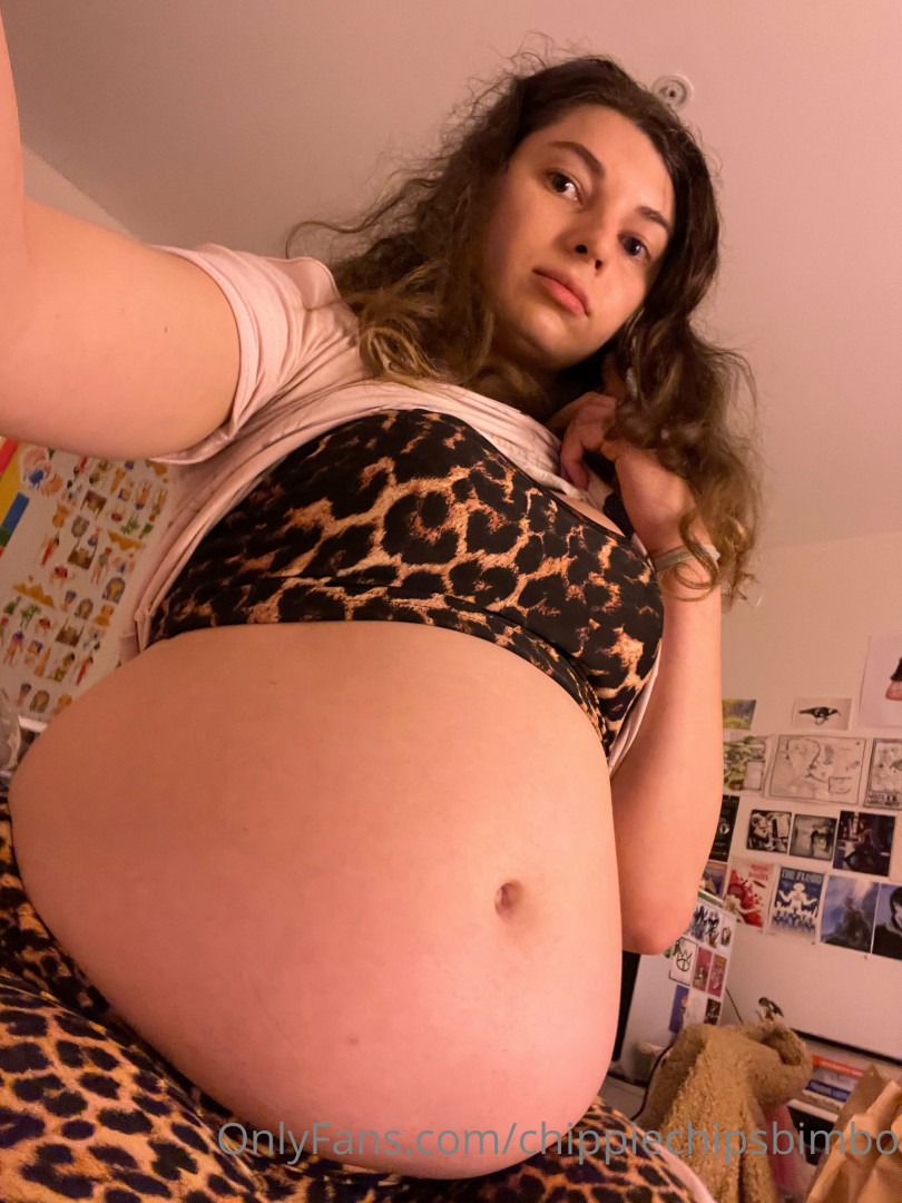 Photo by chippiechipsbimbo published on January 10,2024 22:50:21 - BestThots