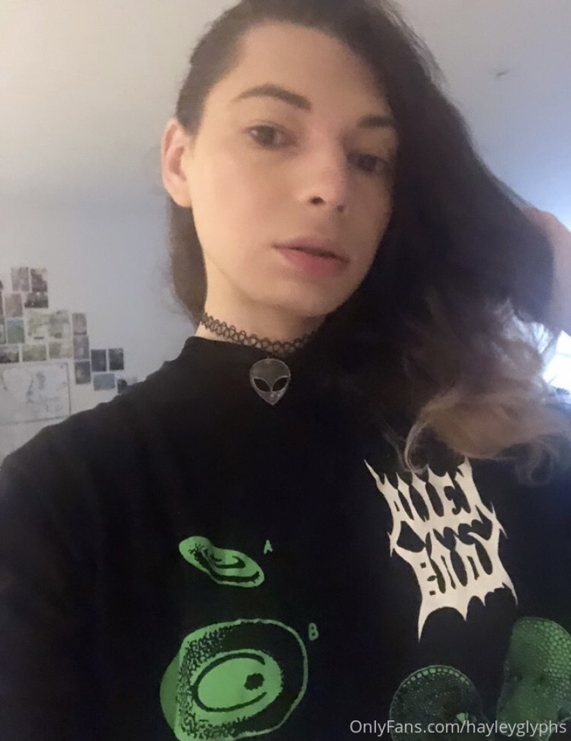 Photo by chippiechipsbimbo published on January 10,2024 22:50:31 - BestThots