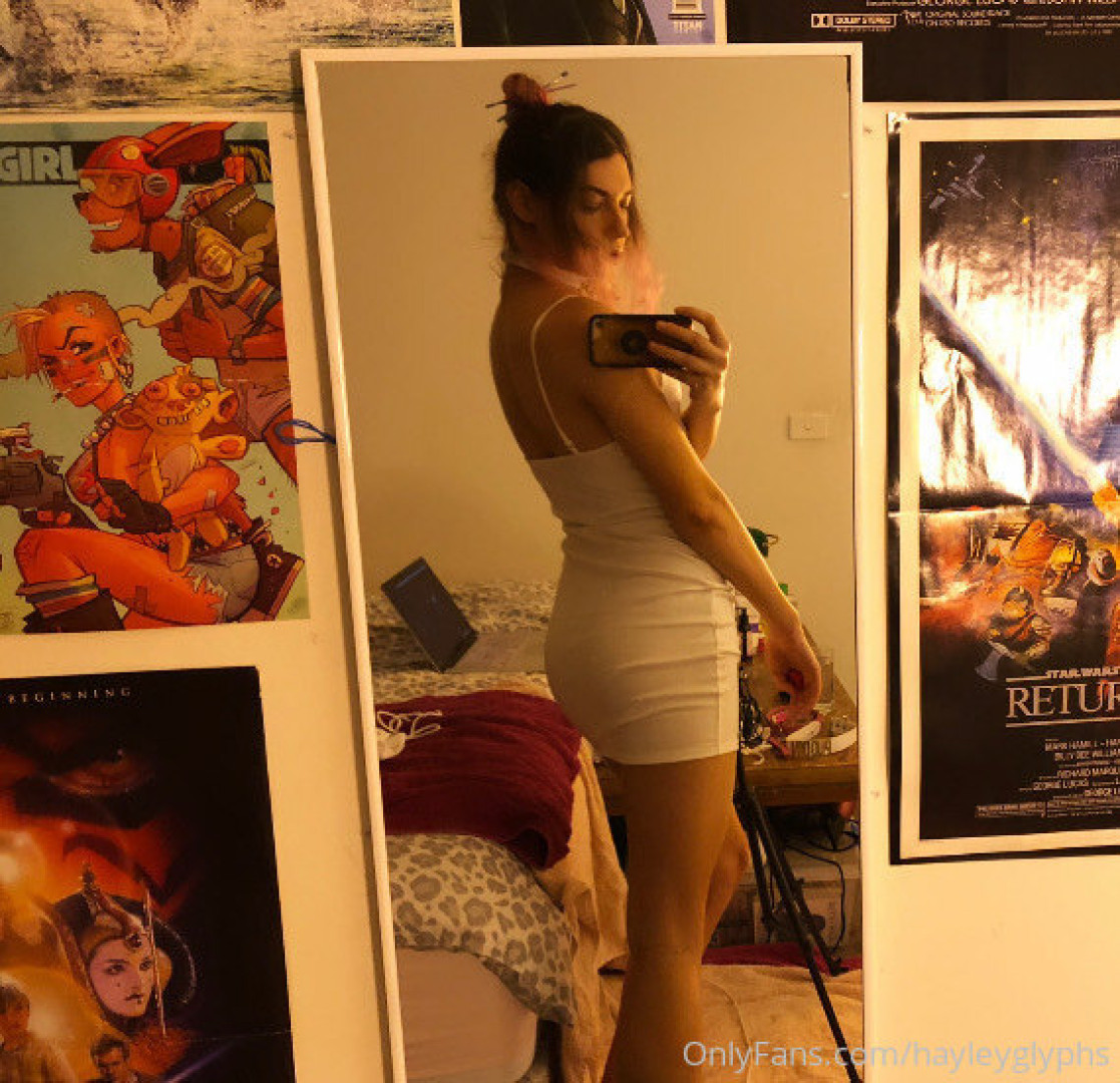 Photo by chippiechipsbimbo published on January 10,2024 22:50:37 - BestThots