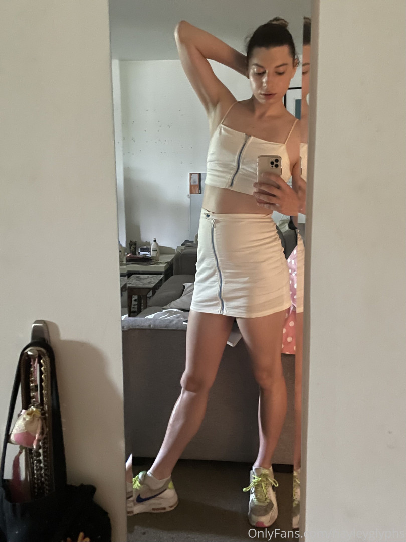 Photo by chippiechipsbimbo published on January 10,2024 22:51:00 - BestThots