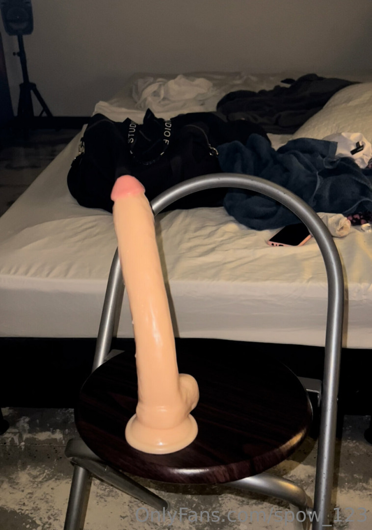 Photo by spow_123 published on October 16,2023 01:26:42 - BestThots