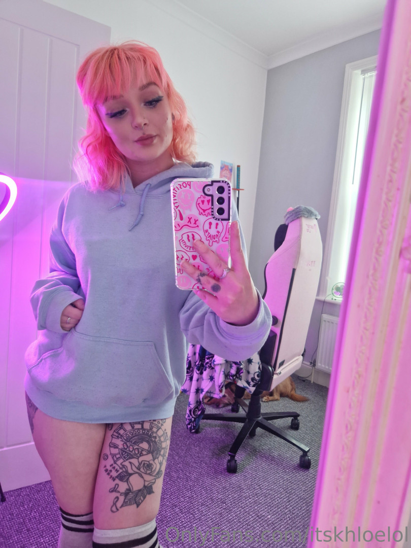 Photo by lewdgamergirlx published on October 11,2023 21:40:48 - BestThots