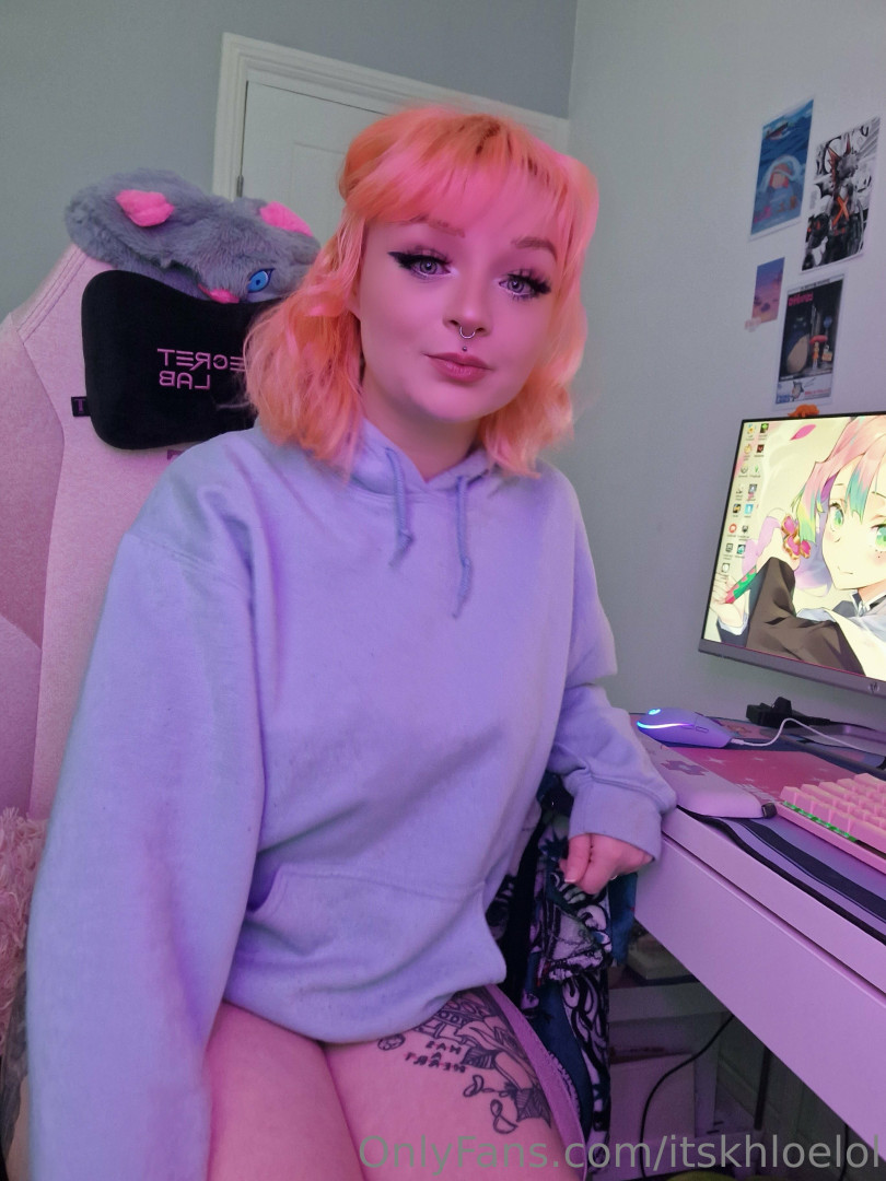 Photo by lewdgamergirlx published on October 11,2023 21:45:09 - BestThots