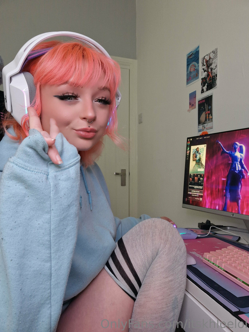 Photo by lewdgamergirlx published on October 11,2023 21:52:36 - BestThots