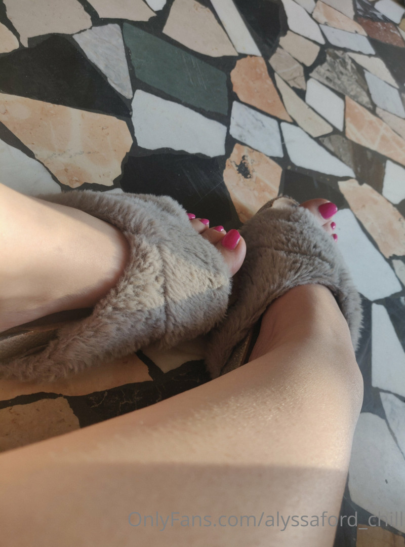 Photo by alyssaford_chill published on November 19,2023 21:42:03 - BestThots