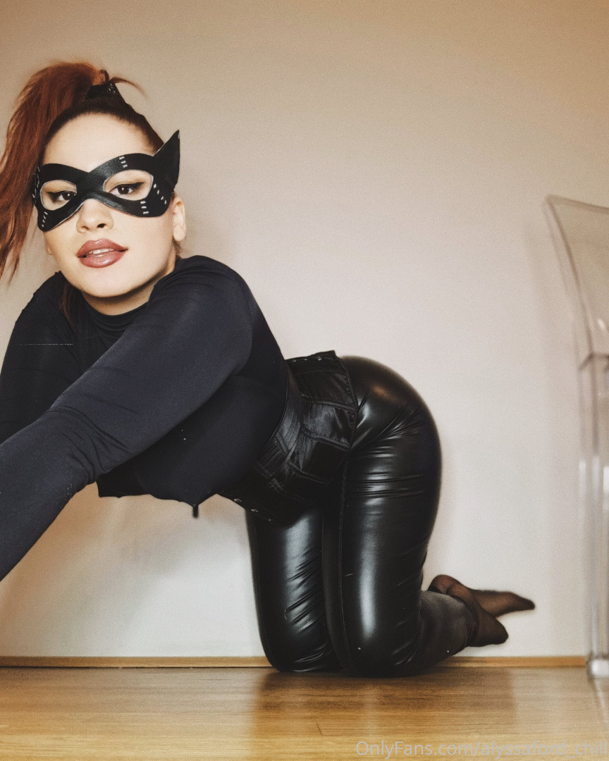 Photo by alyssaford_chill published on November 19,2023 21:42:10 - BestThots