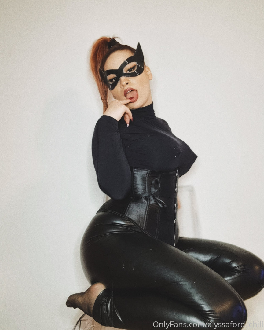 Photo by alyssaford_chill published on November 19,2023 21:44:28 - BestThots