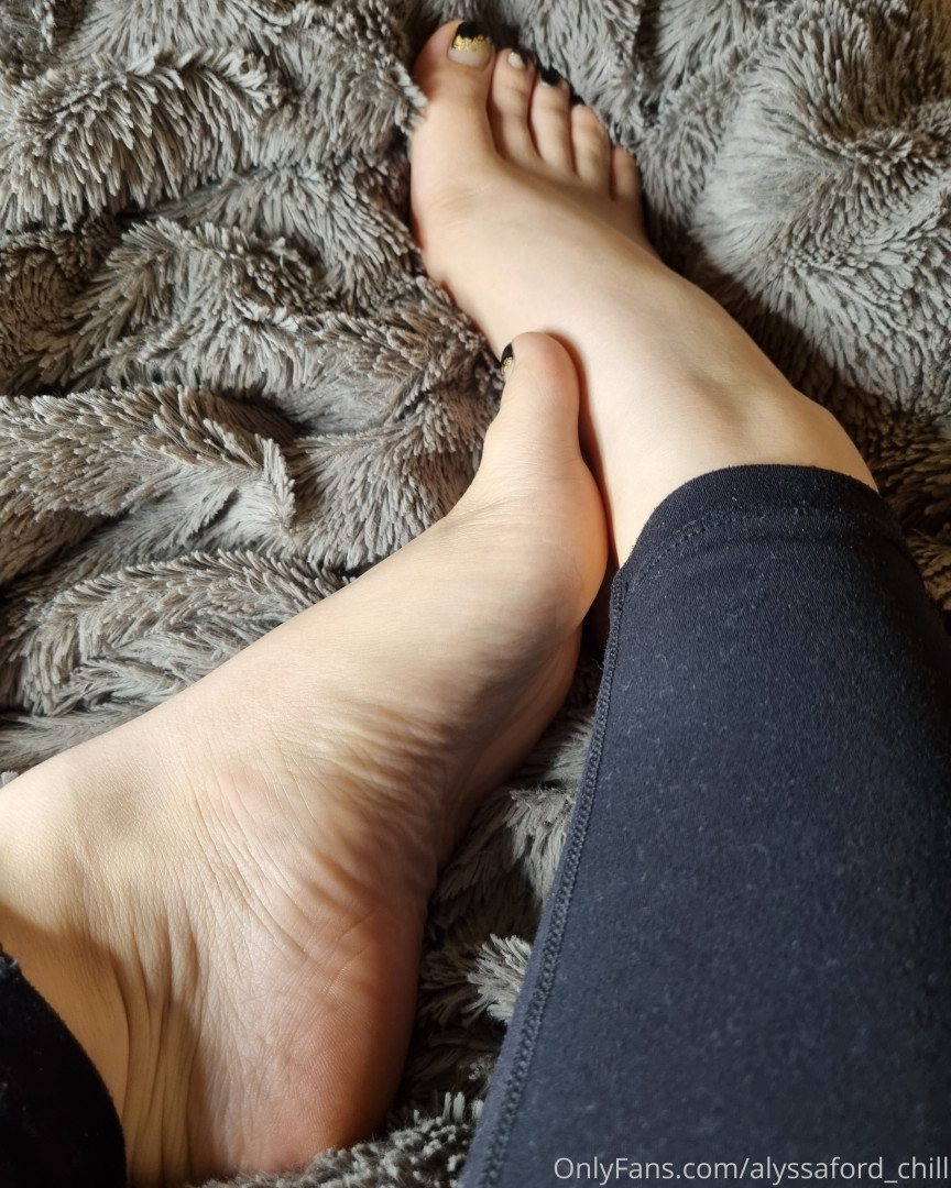 Photo by alyssaford_chill published on November 19,2023 21:44:46 - BestThots