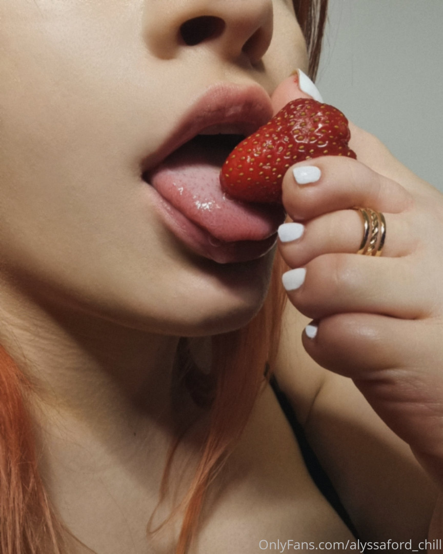 Photo by alyssaford_chill published on November 19,2023 21:45:15 - BestThots