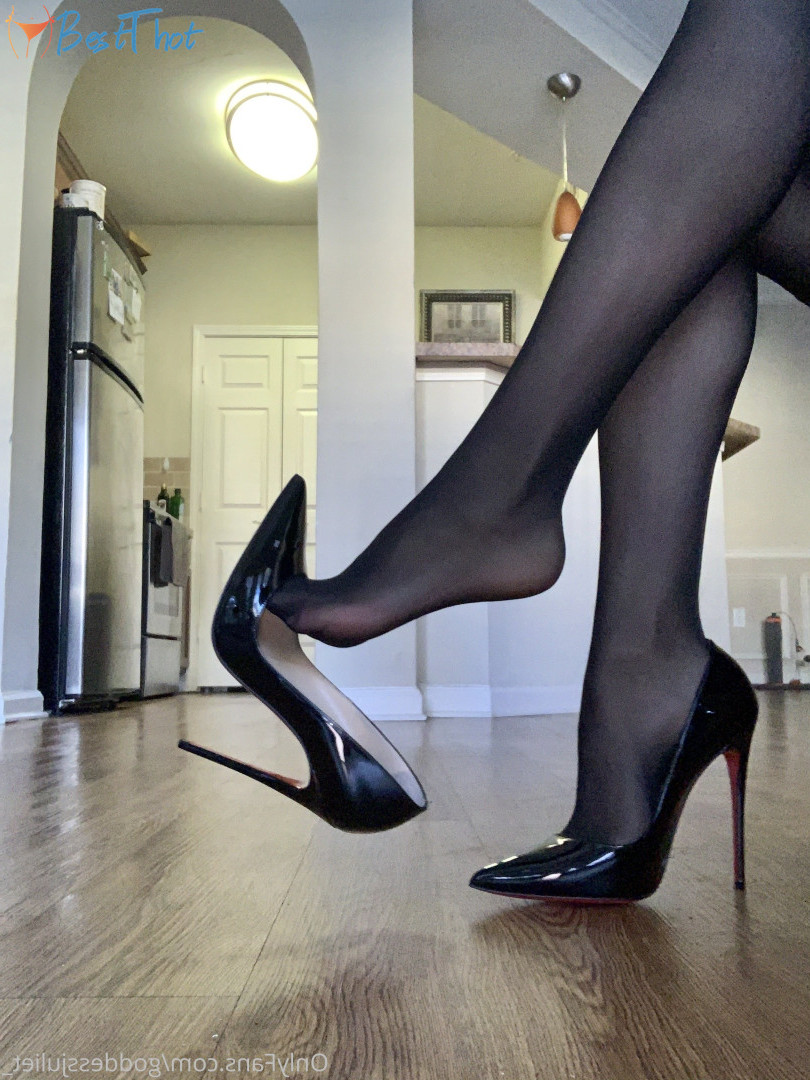goddessjuliet_ #9515986