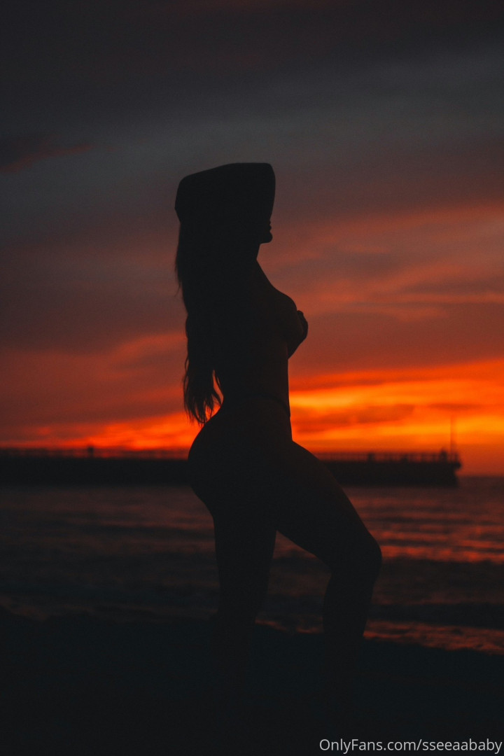 Photo by sseeaababy published on October 13,2023 00:42:22 - BestThots