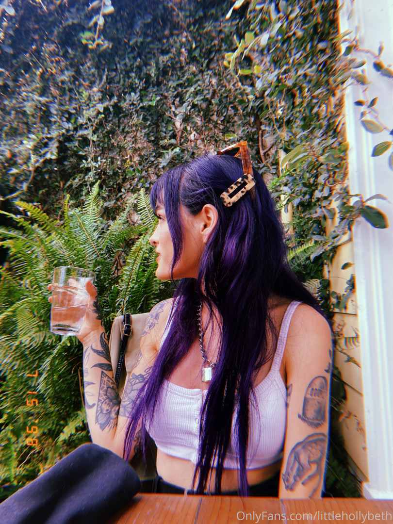 Photo by littlehollybeth published on June 22,2023 10:53:52 - BestThots