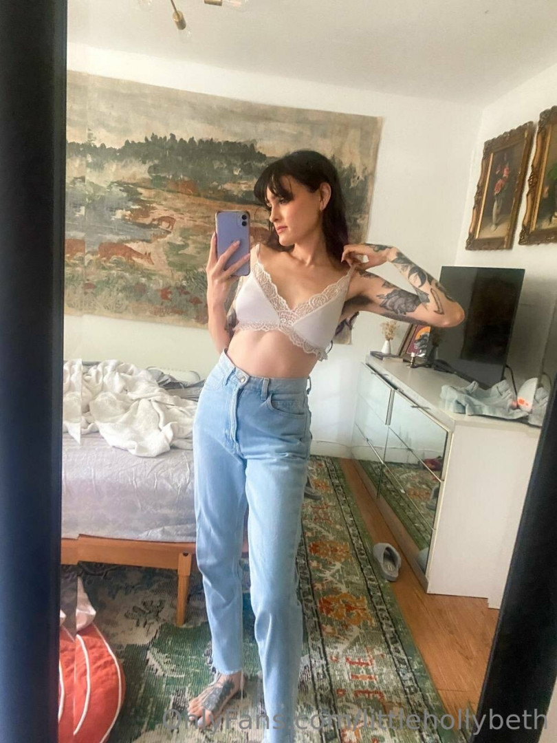 Photo by littlehollybeth published on June 22,2023 11:01:23 - BestThots