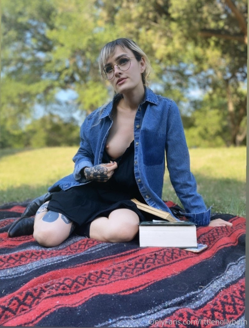 Photo by littlehollybeth published on June 22,2023 11:02:19 - BestThots