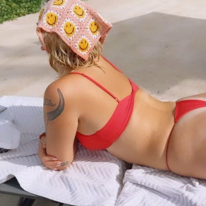 sexyserenastone #1224436