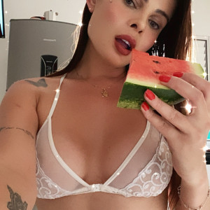 danielamarksoficial #6631498