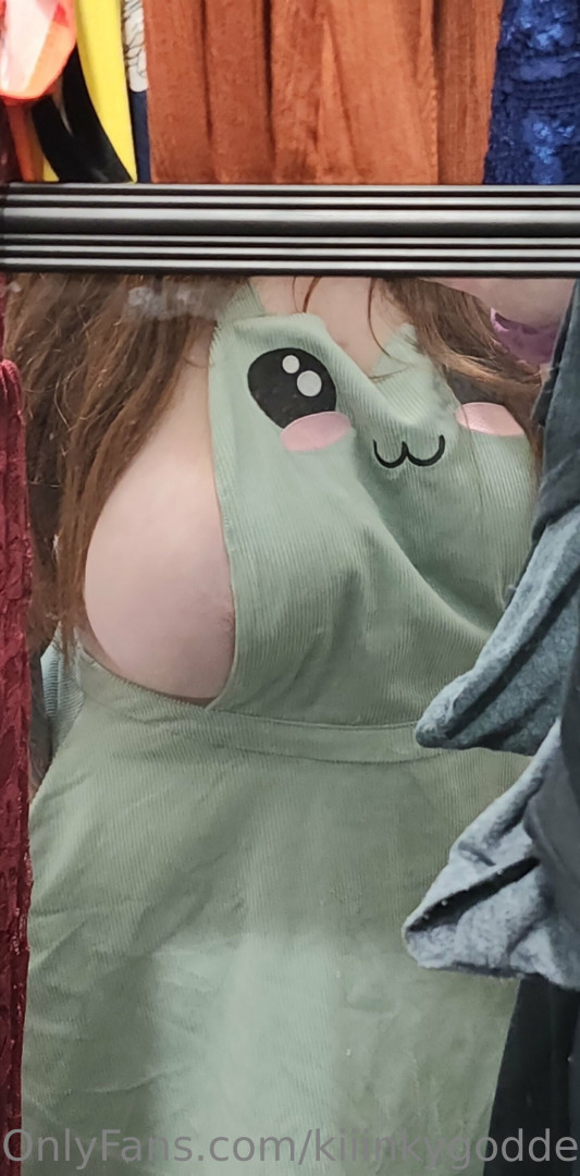 Photo by kiiinkygoddess published on June 2,2023 04:44:03 - BestThots