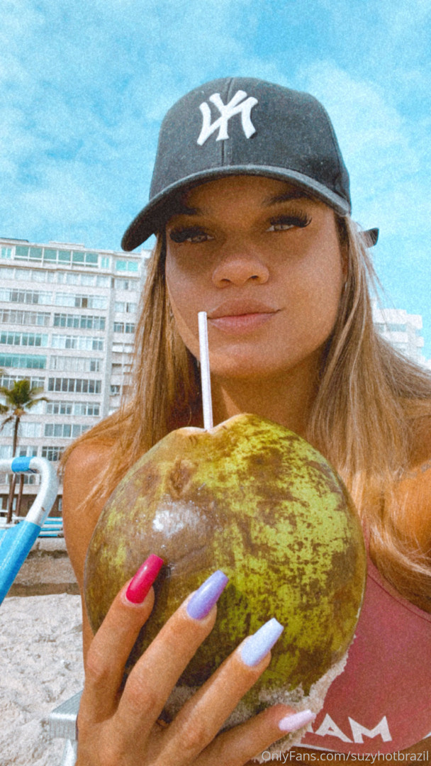 Photo by suzyhotbrazil published on October 16,2023 15:51:40 - BestThots