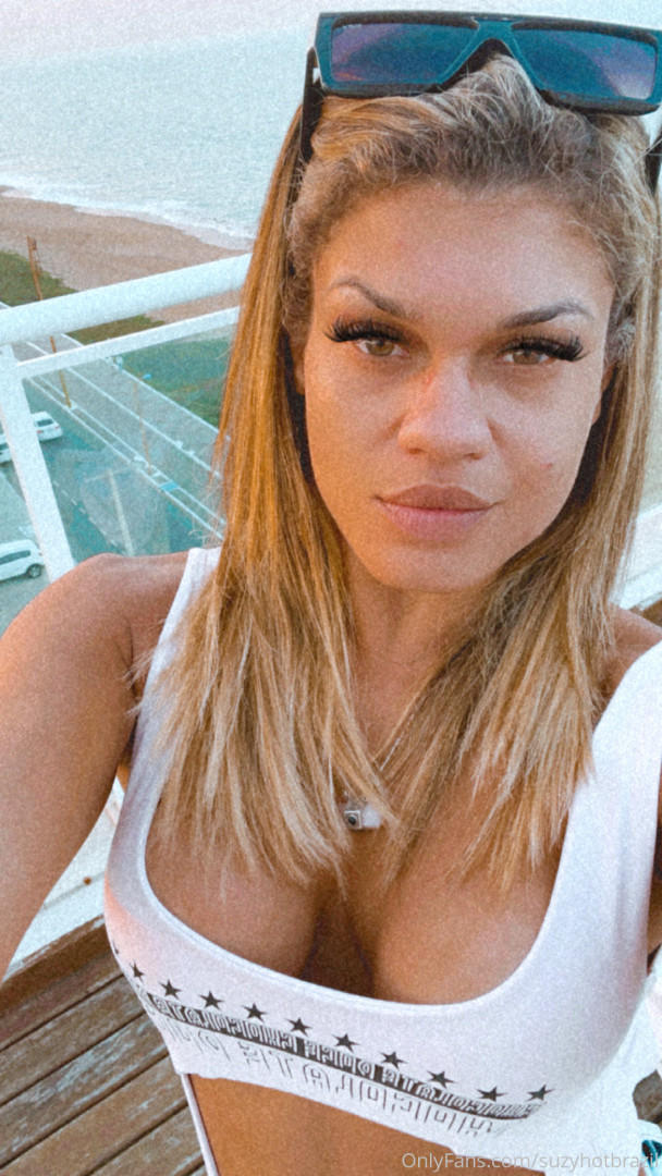 Photo by suzyhotbrazil published on October 16,2023 15:58:23 - BestThots