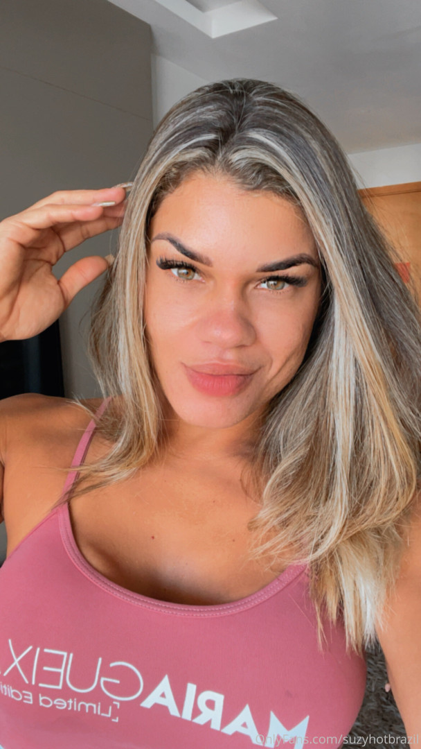 Photo by suzyhotbrazil published on October 16,2023 16:26:26 - BestThots