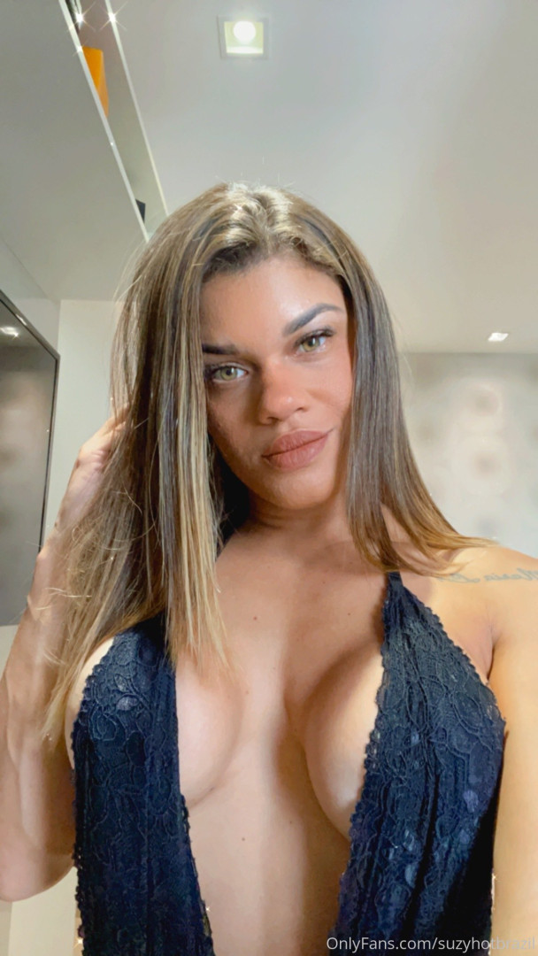 Photo by suzyhotbrazil published on October 16,2023 16:46:33 - BestThots